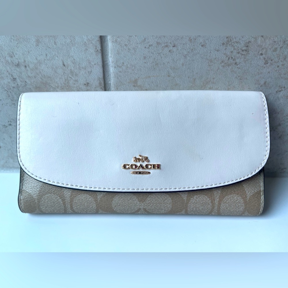 *REDUCED***Coach Signature Tri-Fold Long Leather Wallet with checkbook insert